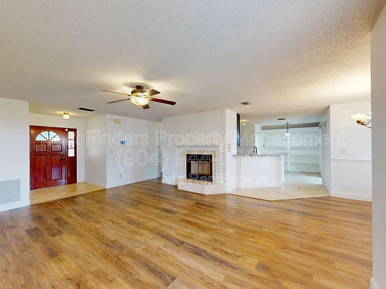 111 Lobelia Rd — Photo 6