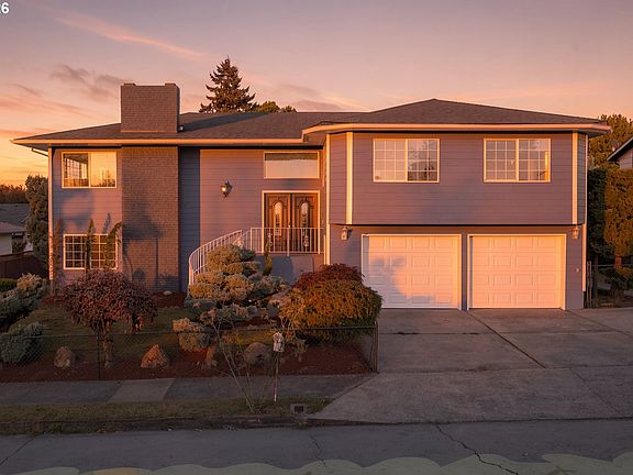 3rd image of 4134 NE 131st Pl