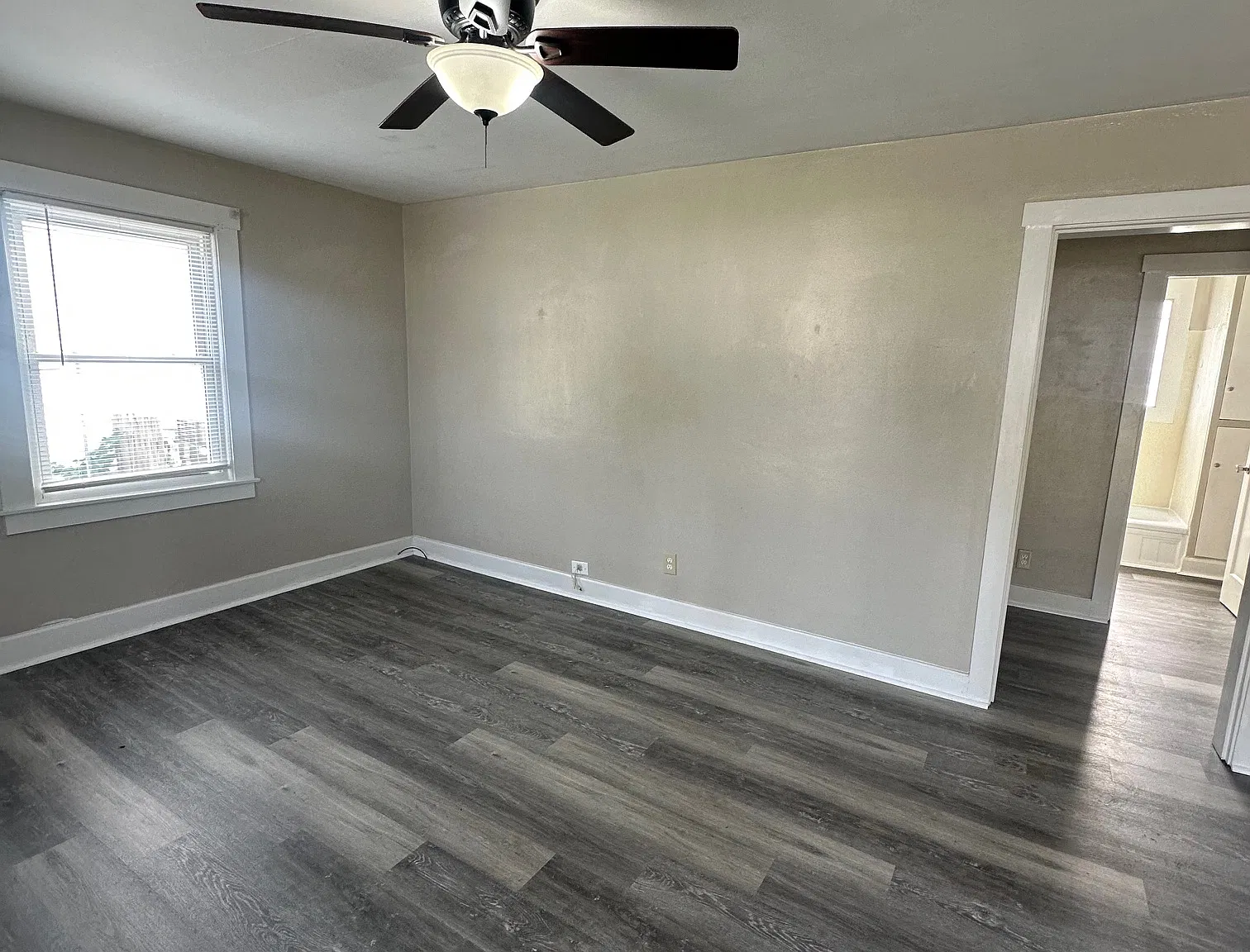 2 bed, 825 sqft, $1,000 — Photo 2
