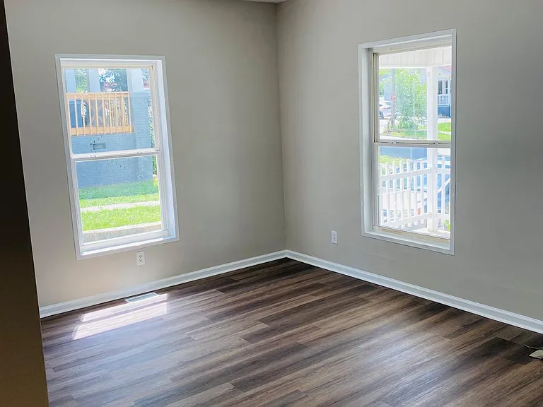 114 Briggs Pl — Photo 3