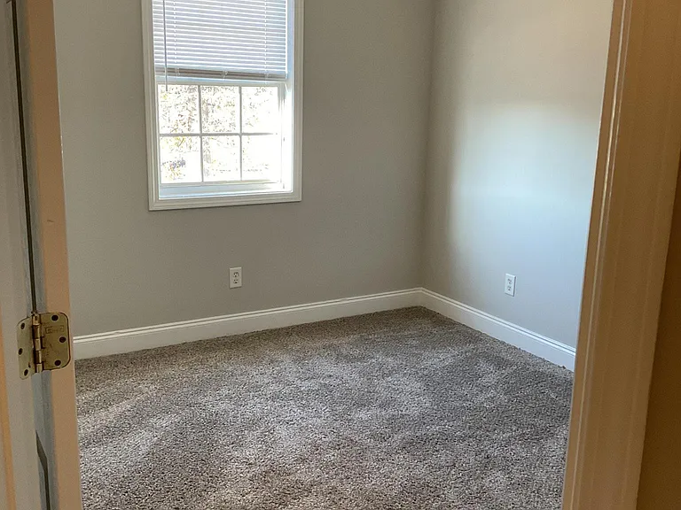 123 Westchester Cir — Photo 7