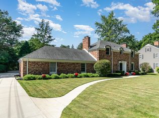 1207 Crescent Dr, Midland, MI 48640
