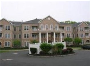 1315 Hamilton Dr, Rockaway, NJ 07866