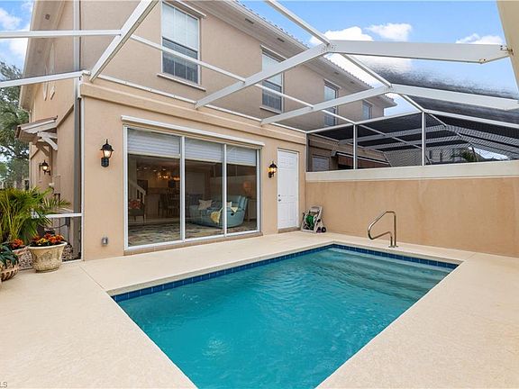 3rd image of 28483 Villagewalk Blvd