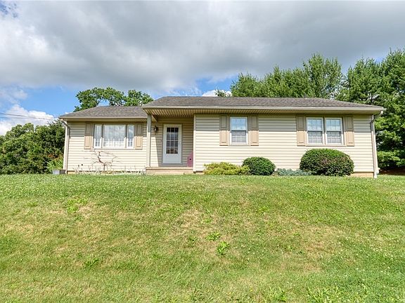 2nd image of 6282 Belvedere Ave