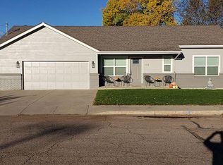 606 3rd St, Windsor, CO 80550