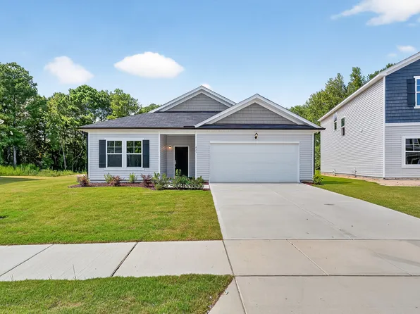 425 Hallingsfield Way, Zebulon, NC 27597