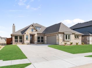 1010 Stonehaven Dr, Justin, TX 76247