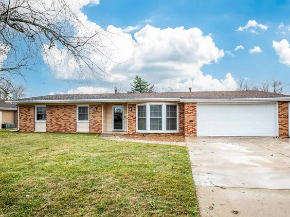 317 N Longbow Dr, Peoria, IL 61604