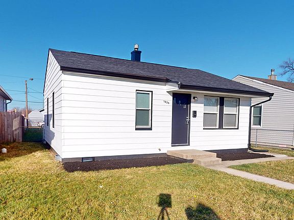 2nd image of 1626 Finley Ave