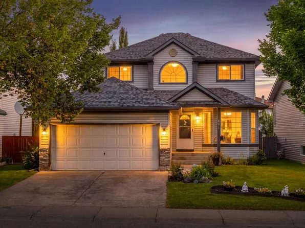 681 S Harvest Hills Dr NE, Calgary, AB T3K 4R3