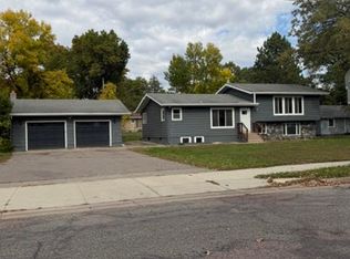 407 2 1/2 St N, Sartell, MN 56377