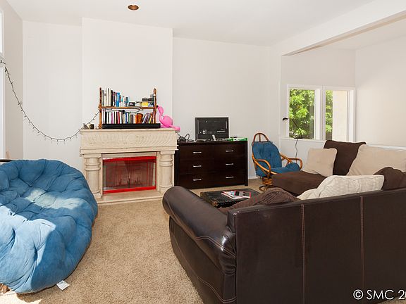 4th image of 1141 Oliver Ave