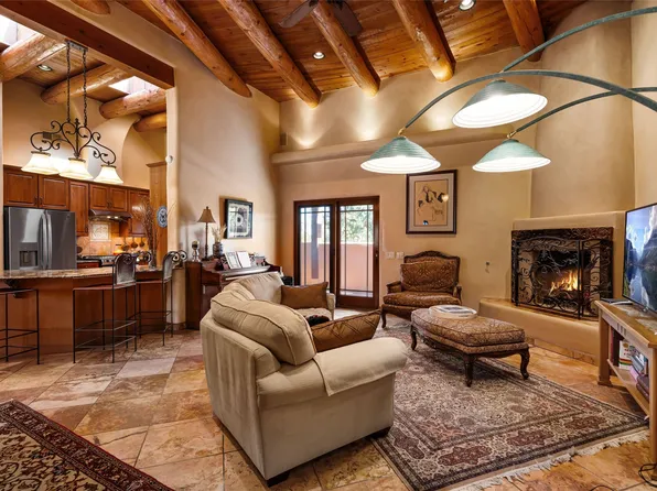 4 Calle Siete Casas, Santa Fe, NM 87507