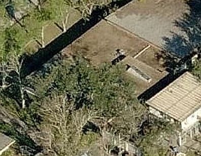 1st image of 4414 Lakeshore Dr