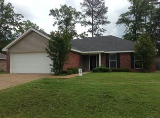 131 Torrence Cv, Byram, MS 39272