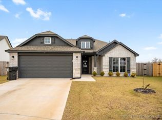 7153 E 131st Ct S, Bixby, OK 74008