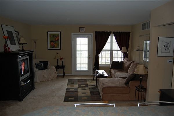 1131 Joyce Lane 007