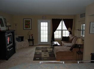 1131 Joyce Ln, Ann Arbor, MI 48103