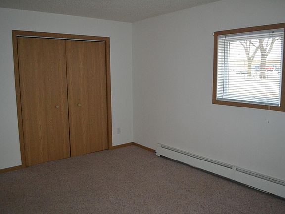 5th image of 1114 27th Ave S APT 15