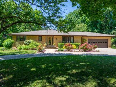 3515 S Locust Rd, South Bend, IN, 46614