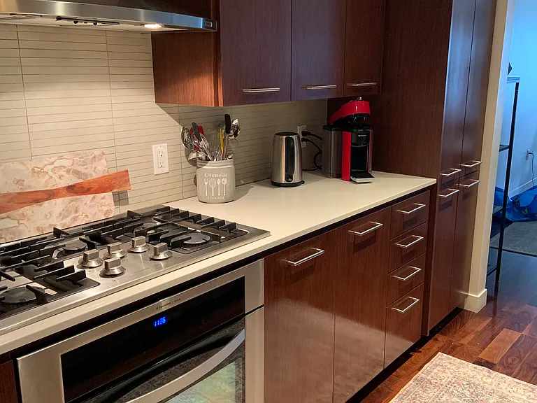1260 NW Naito Pkwy #305 — Photo 6
