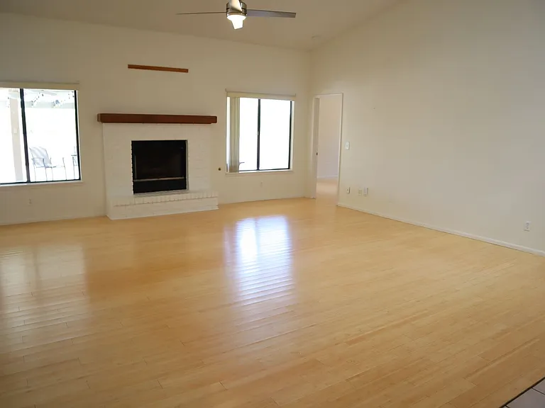 3159 E Choctaw Dr — Photo 10