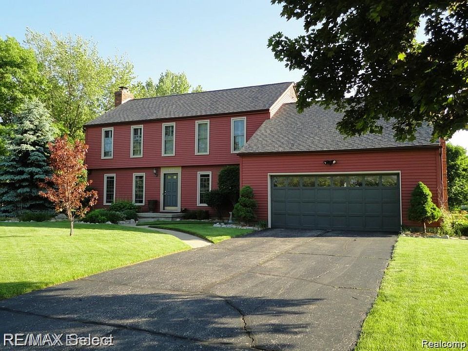 2nd image of 4332 Crestknoll Dr