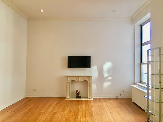 Rented by T&T Real Estate | media 7