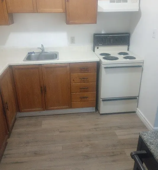 2 York St N #201 — Photo 1