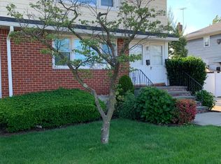 115 Nassau Blvd, West Hempstead, NY 11552
