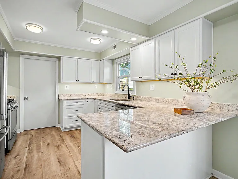 12636 Heming Ln — Photo 14