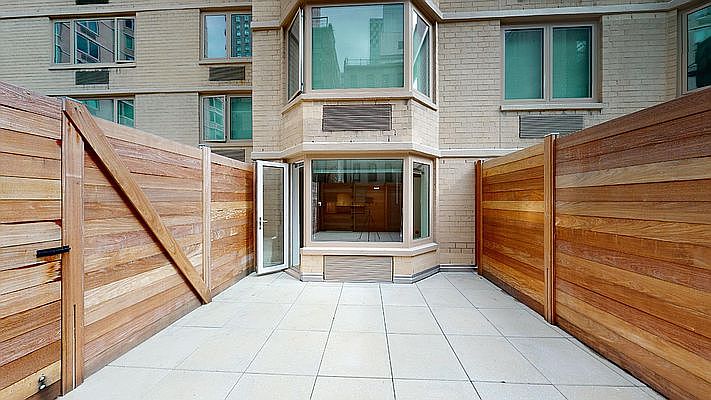 1st image of 400 E 71st St APT 2S