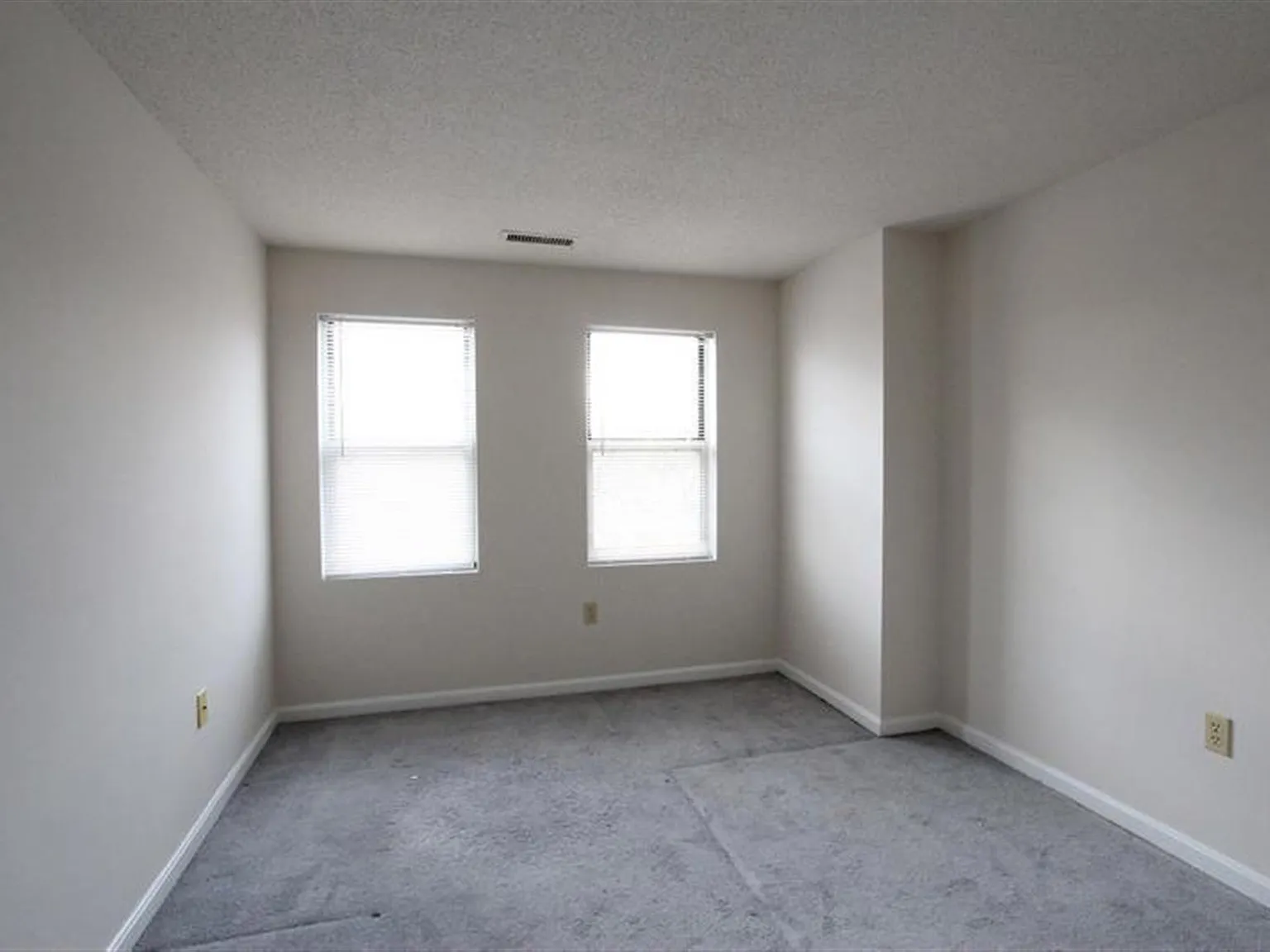 2 bed, $3,695 — Photo 4