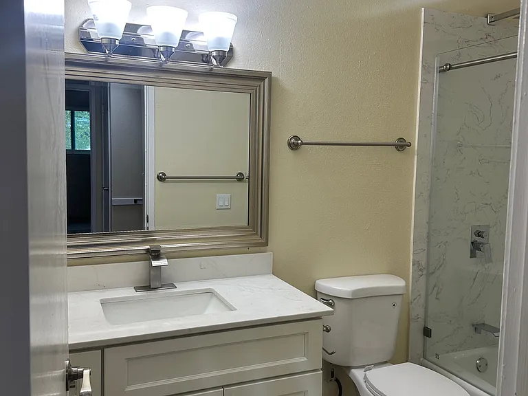 1341 Drake Dr #A — Photo 9