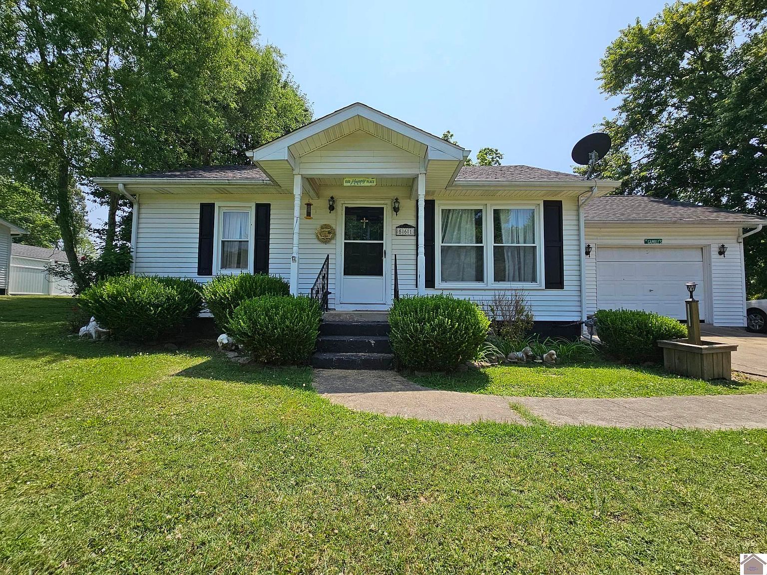 561 Chestnut St, Calvert City, KY 42029 Zillow