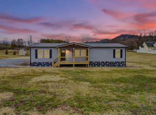 202 Arrington Rd, Rogersville, TN 37857