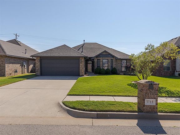 3rd image of 7712 Geneva Rea Ln