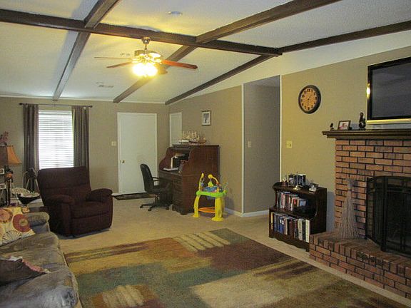 2nd image of 251 Dogwood Ln