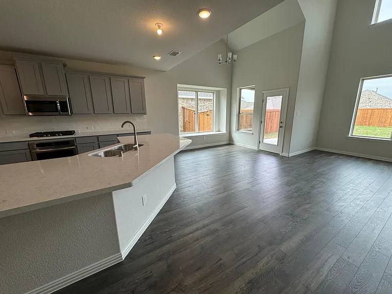 1201 Indianola Trl — Photo 13