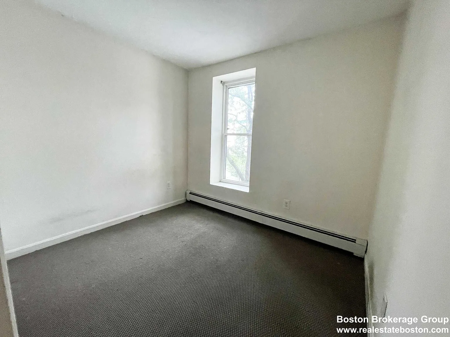 3 bed, $4,600 — Photo 4