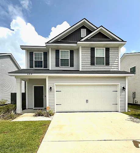 600 Brightleaf Cir Photo 1