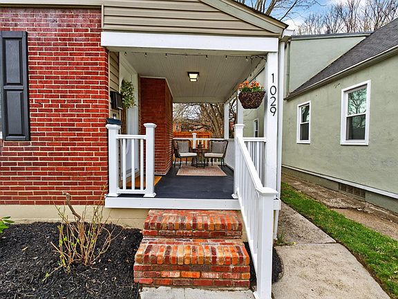 4th image of 1029 Geers Ave