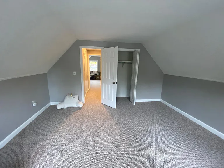 601 Boulton Ave — Photo 20