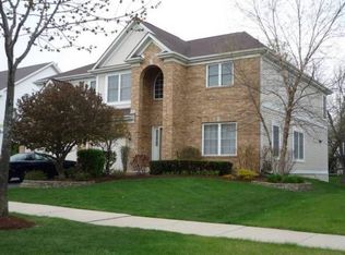 551 Farrington Ct, Buffalo Grove, IL