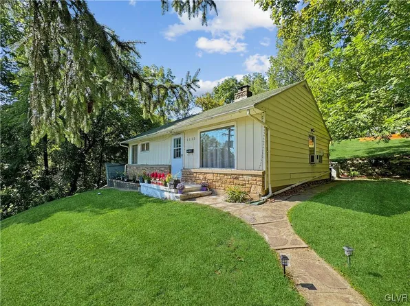1113 W Lafayette St, Easton, PA 18042