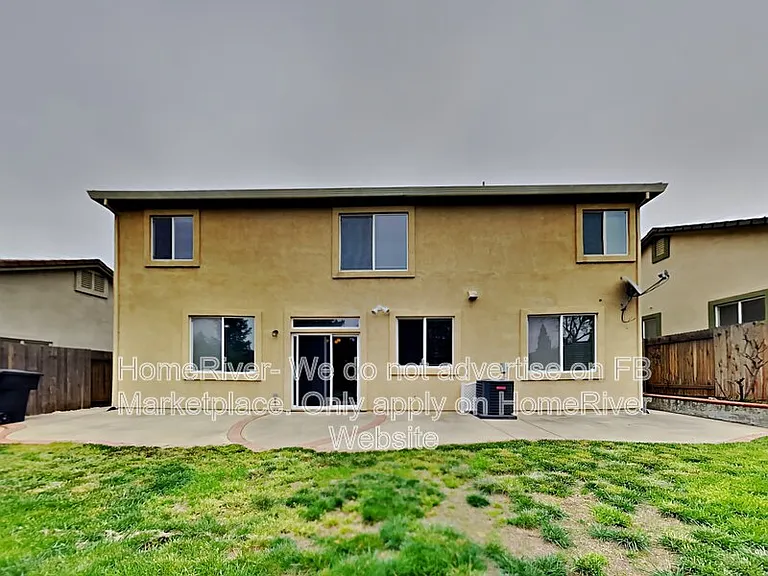 1069 Huntly Dr — Photo 24