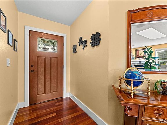 5th image of 939 Dunberry Dr