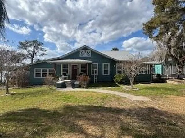 58 S Kentucky Ave, Umatilla, FL 32784