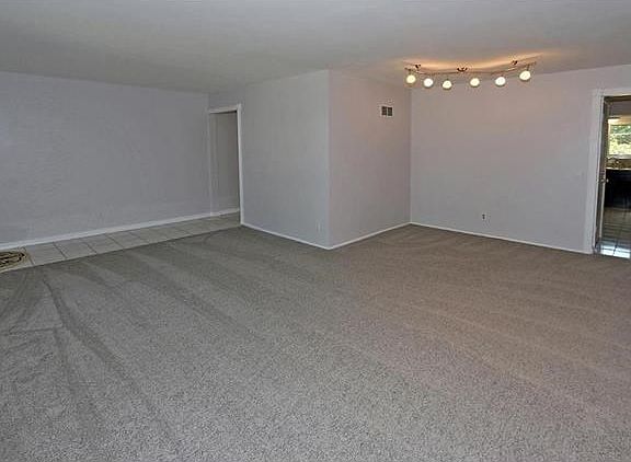 4th image of 159 Bellechasse Dr